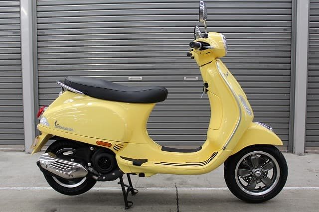 ベスパ　VXL125